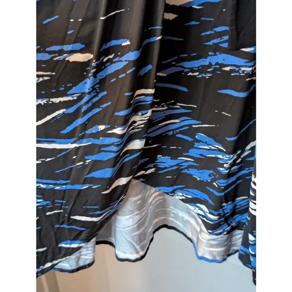 Women's BCBGMAXAZRIA Dress Size M Black Blue Long Sleeve - Picture 6 of 10